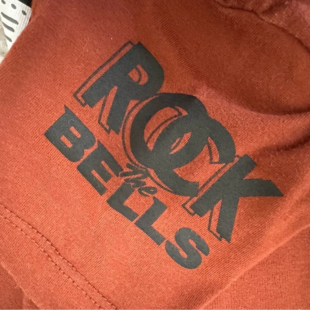 GAP X Rock The Bells Toddler/Kids Graphic Tee Subway Train J. Pierce size 5 kids